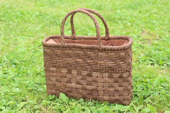 Lサイズ 山葡萄 蔓 かごバック かご 籠 巾着 網代編み 職人の手作り かご Y1606186158(12285円)