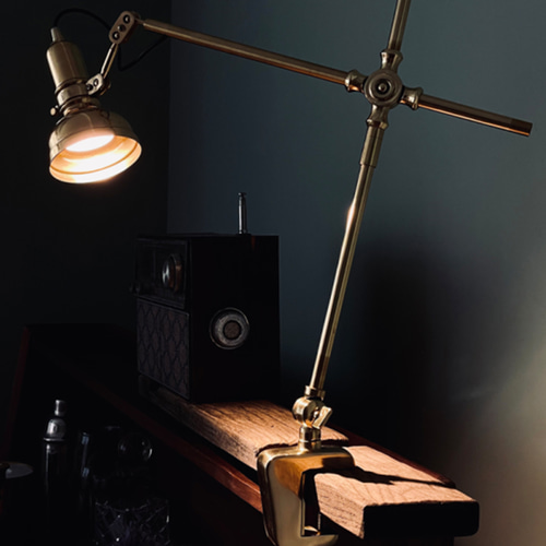 全銅製レトロな北欧工業風/レトロな黄銅ランプ/寝室書斎用クリップ