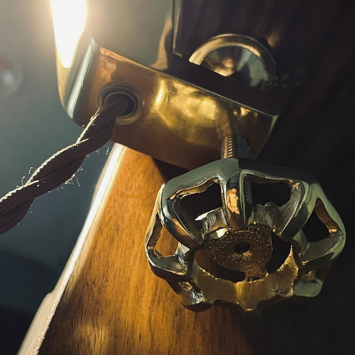 全銅製レトロな北欧工業風/レトロな黄銅ランプ/寝室書斎用クリップ