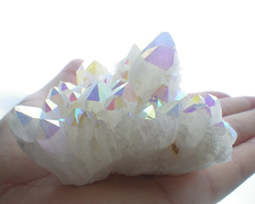 ①エンジェルオーラ☆レインボーオーラクリスタルクラスター☆現物限り