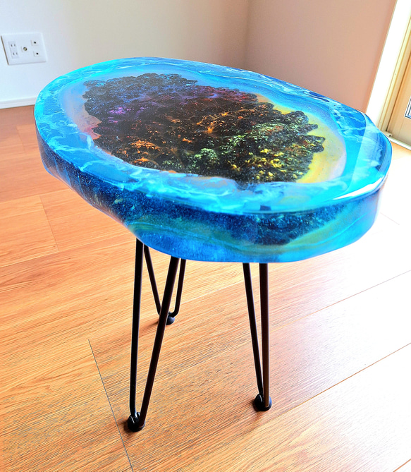 レジンサイドテーブル　クラロウォールナット　瘤　希少材 