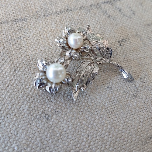 パール×シルバーフラワー ヴィンテージ ブローチ No.1602 ブローチ