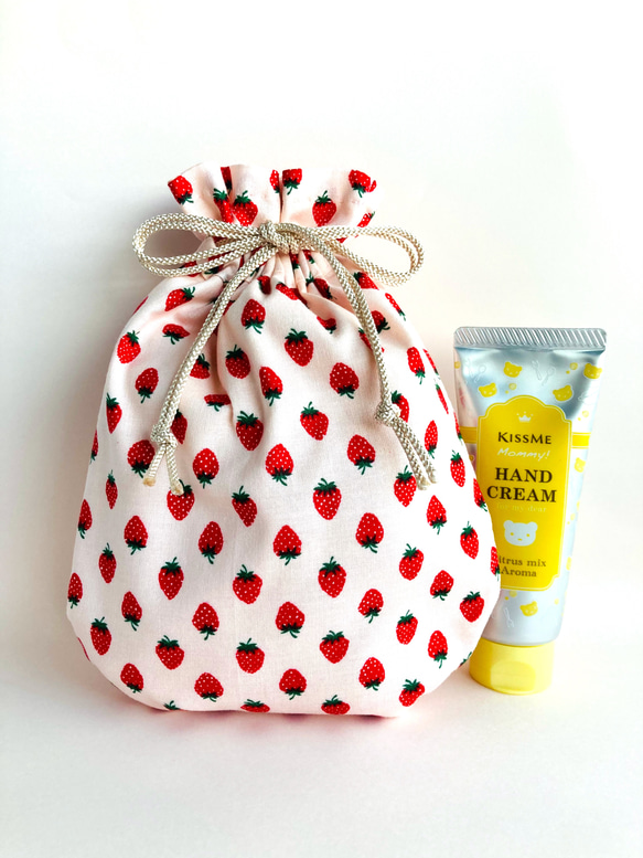 ♬旅行アイテム2024♬ 手縫いの巾着袋 いちご柄 ピンク 大 ☆☆日帰り・お泊まりの旅行にもお勧めです☆☆ 人気・おすすめ｜売れ筋商品・話題商品におすすめ コスパ重視 安心配送 スピーディーにお届け