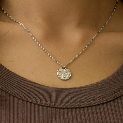 人気商品】フラワー サークルプレート ハワイアンネックレス（シルバー