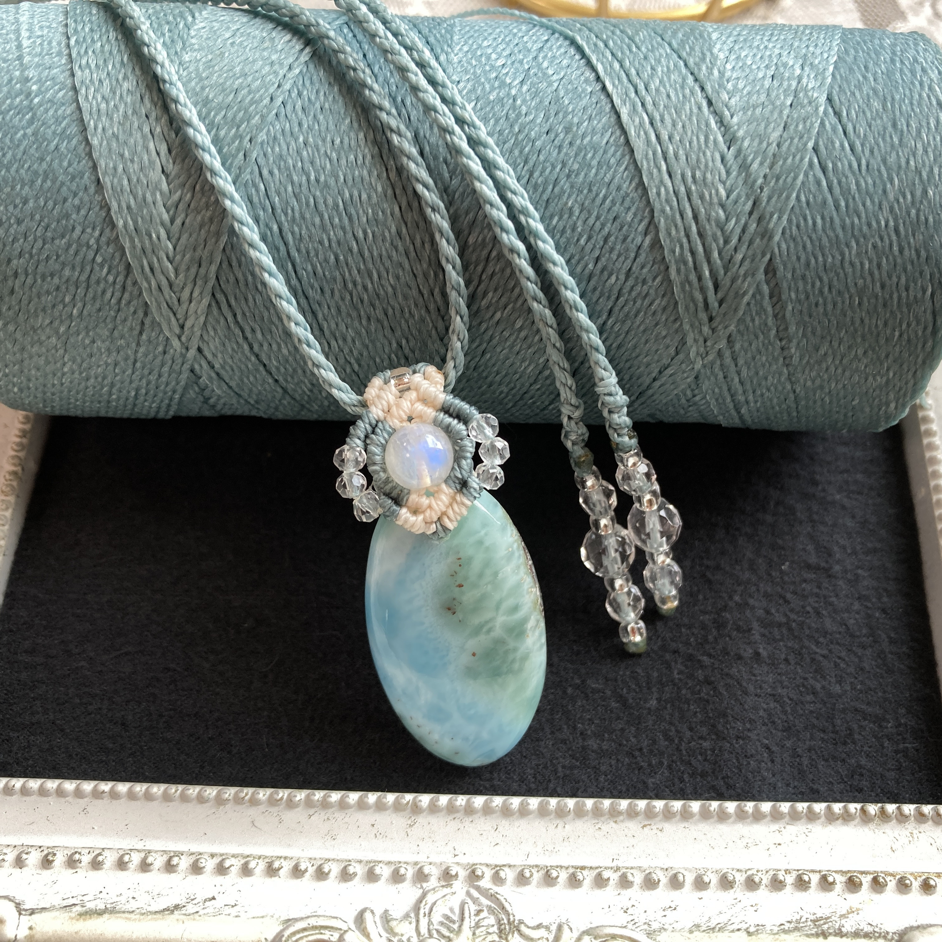 ラリマー（ブルーペクトライト） マクラメ編みネックレス・マクラメネックレス