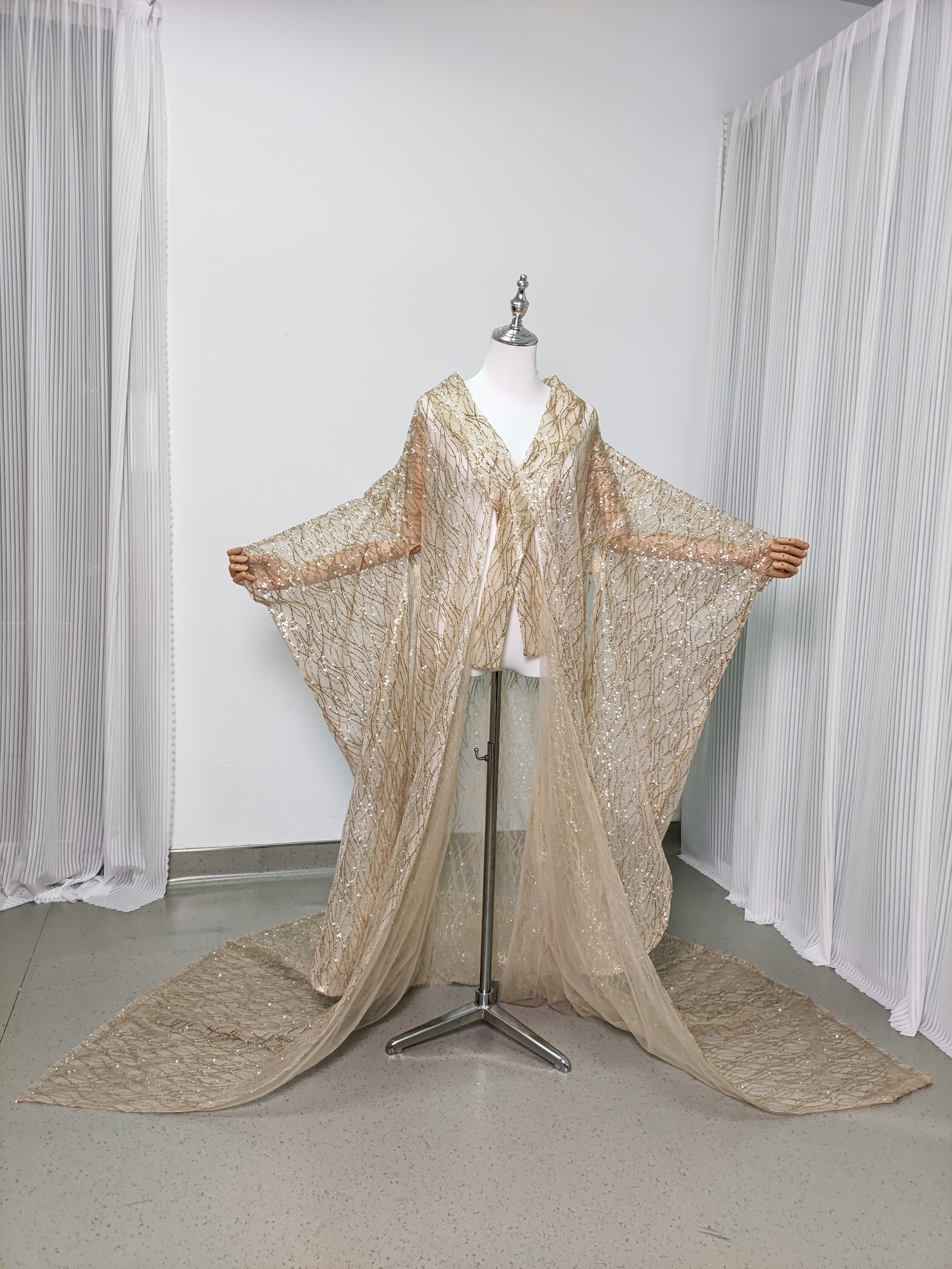 送料無料！チュール打掛　着物　オーバードレス　レース羽織　ウエディングドレス  キラキラグリッターチュール　お色直し