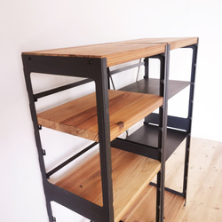 高さ調節の出来る 無垢材とアイアンのシェルフ アイアン棚板 / ライトブラウン / W32×D23×H83cm / 9枚目の画像