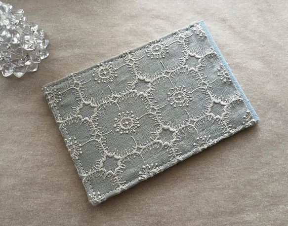 ミナペルホネン シュシュ anemone