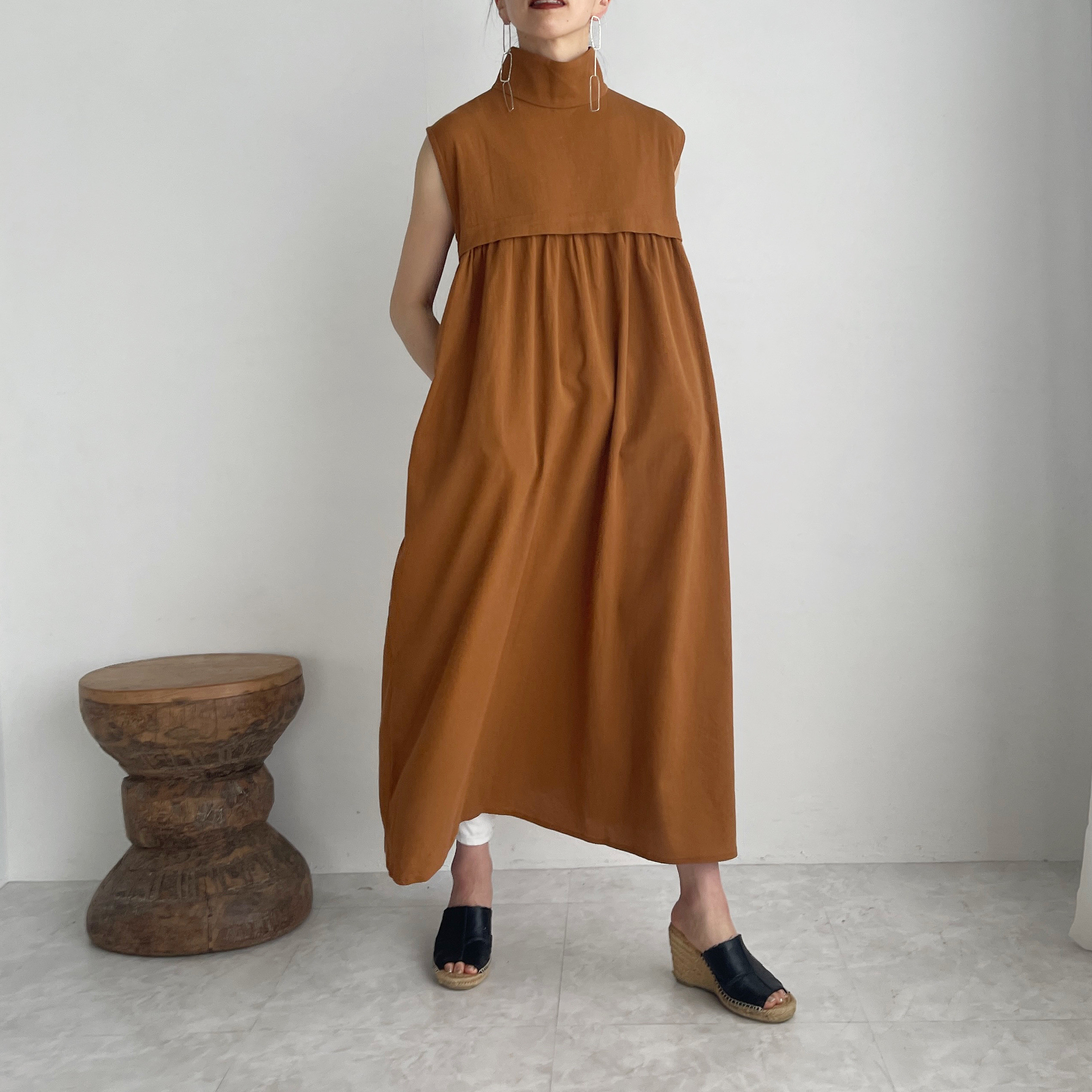 タートルネックレイヤードドレス(キャメル) 14,568円