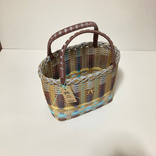 もっち7575様❤HYSもこもこワッペンカゴバッグ❤美品 もっち7575様❤HYSもこもこワッペンカゴバッグ❤美品