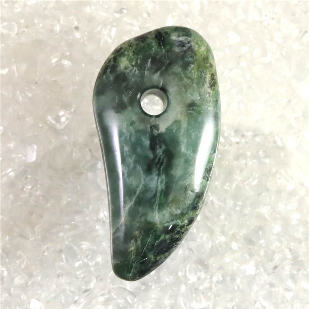 糸魚川翡翠  ヒスイ 小滝産 緑 56mm勾玉  ディレクトリカード付 33.3g #89577