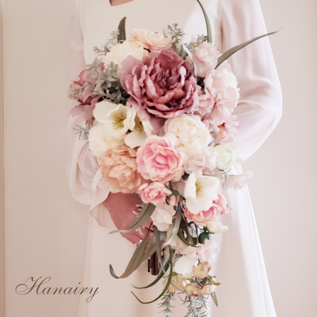 ♡くすみカラーのキャスケードブーケ