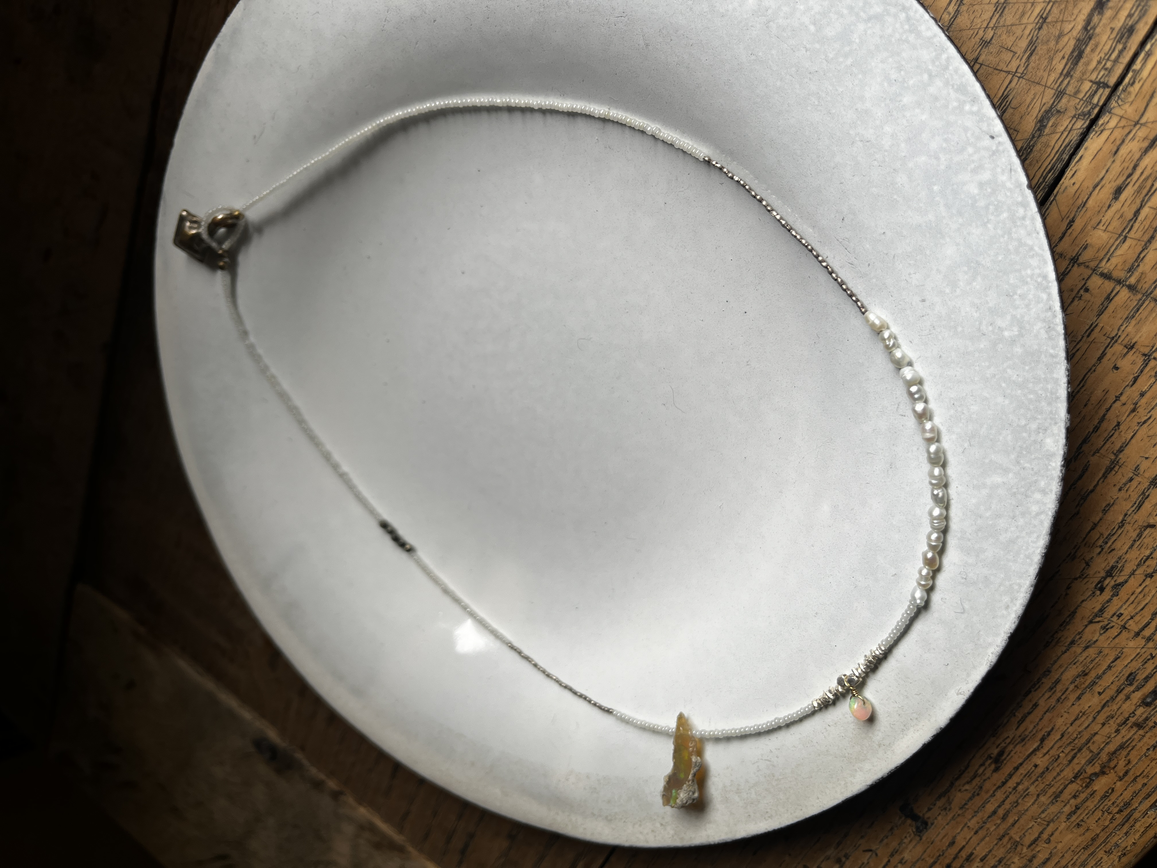 ショートネックレス　オパール　シルバー