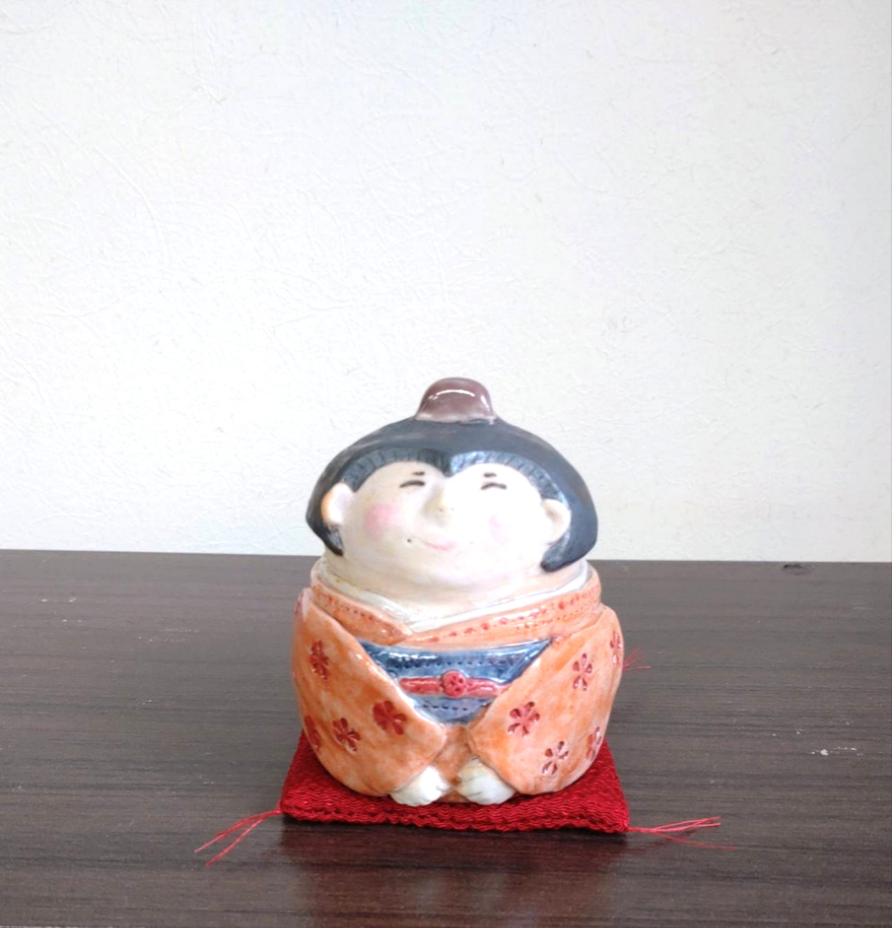 骨董品 お多福陶人形座布団付 お多福陶人形座布団付 骨董品