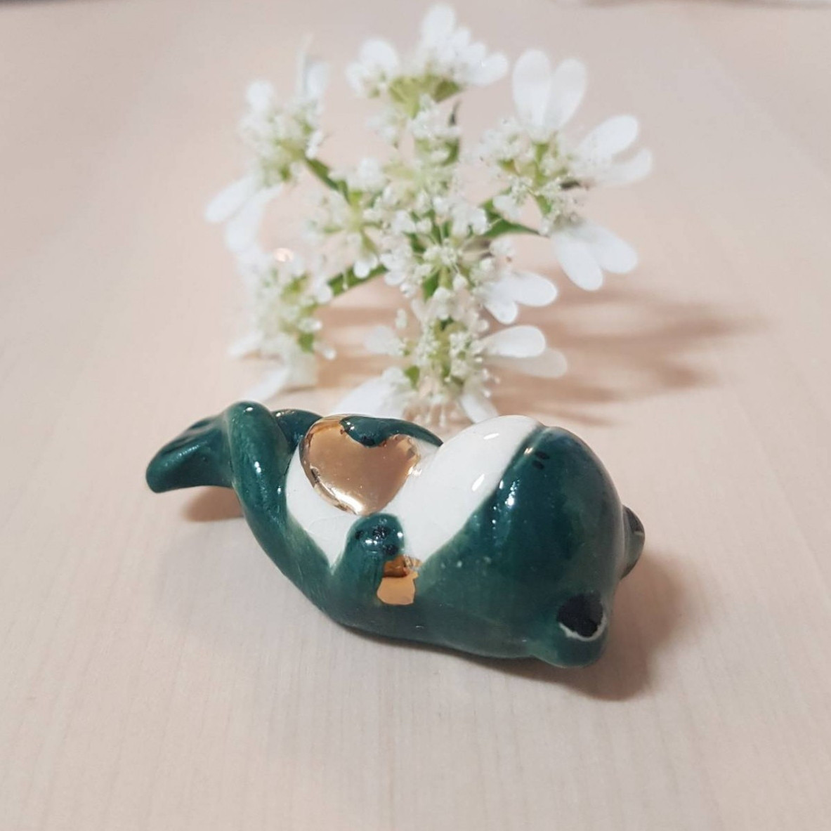 陶器製 デコレーション 置き物 カエルが鳴き始めたよ ギター弾き