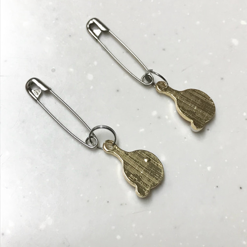 ⭐️2個1セット❗️⭐️卓球ラケット型ゼッケンピン（ブルー