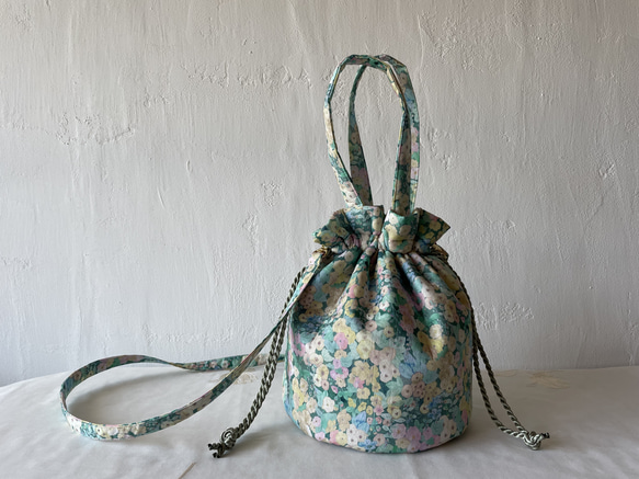 リバティ生地使用 巾着バッグ グリーン 巾着バッグ oto 通販 17708951