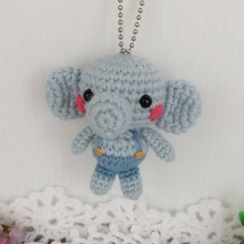 編みぐるみ 象の置物 グレー 編みぐるみ 象の置物 グレー ゾウの置物