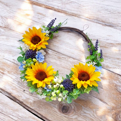 ひまわりとブルーのお花のナチュラルグリーンリース/アーティ