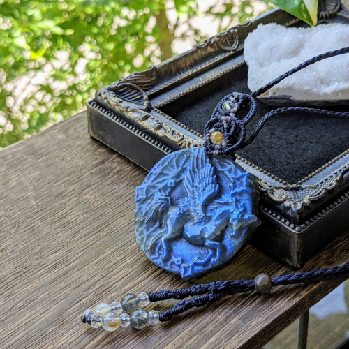 マクラメ編み ラブラドライト 4cm丸型 ネックレス ラブラドライト