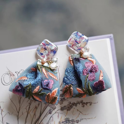 ハンドメイド 花 いアジサ イヤリング ピアス スタッド シルバー925 