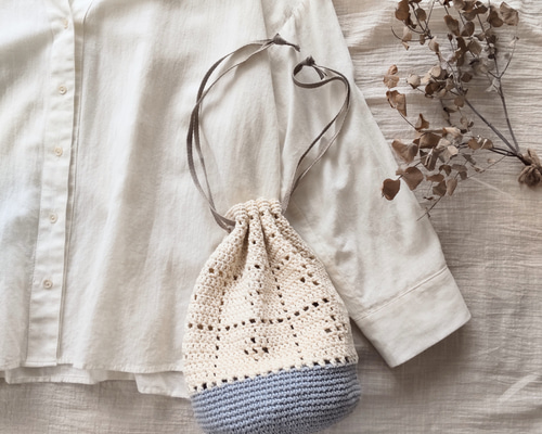 レア hitotsubusha 一粒舎 編み巾着バッグ Amazon.co.jp: かぎ針編み 巾着バッグ : ファッション