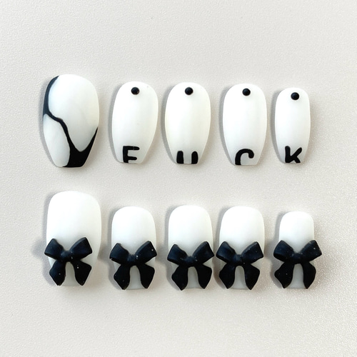 サイズオーダー】シンプルクールネイルチップ マットネイル りぼん  