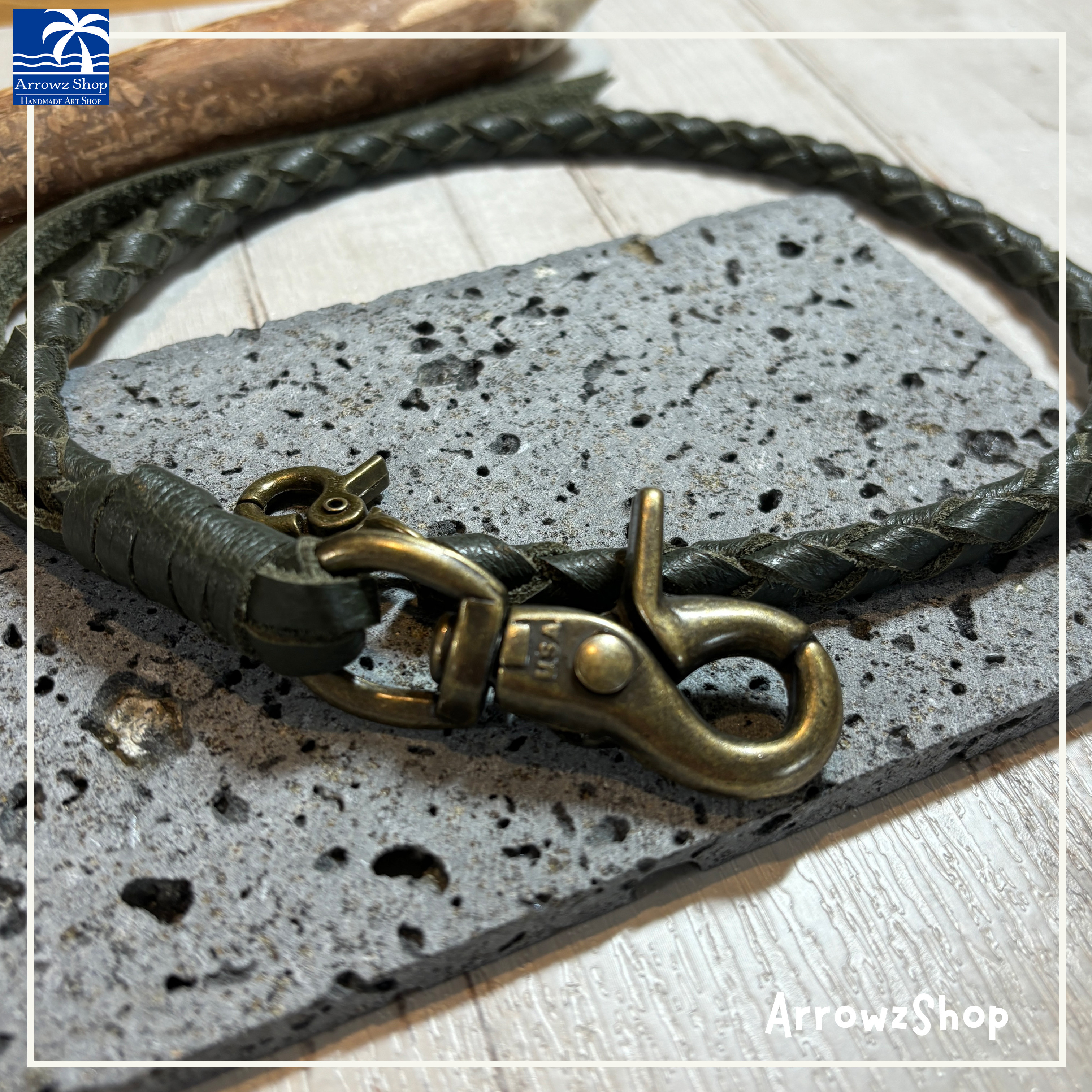 【D17】ウォレットチェーン　牛革　ウォレットコード　財布チェーン　財布コード ダークグリーン