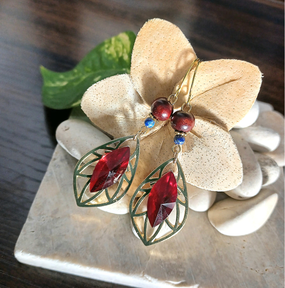 のんたん◆ラピスラズリ ピアス✧トライアングル ラピスラズリ ピアス（AJVA2403__LL）｜ピアス｜ヴァンドーム
