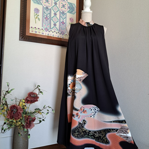 ☆ 着物リメイク/黒留め袖/バンドカラー/ギャザーワンピース/一品もの  