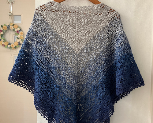 ≪未使用≫　カシミヤニット　三角ショール ＊　バレエ レディース 着物 ストール バレエショール✻三角ショール✻ストール✻羽織り ストール