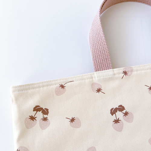 くすみ苺／チェック 》レッスンバッグ 内ポケット付き くすみピンク