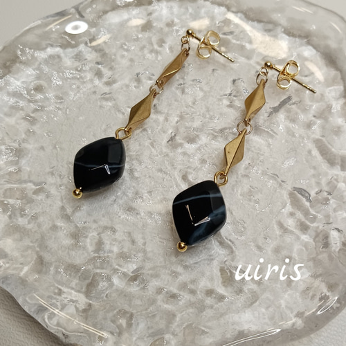 ビーズステッチ ピアス イヤリング ハンドメイド ひし形 黒