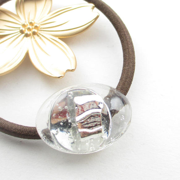 おさげ髪の君に恋い焦がれているけれど、クォーツが遠いから来世でまた会いましょう♪(ぼぼ屋のヘアゴム)SH215 1枚目の画像