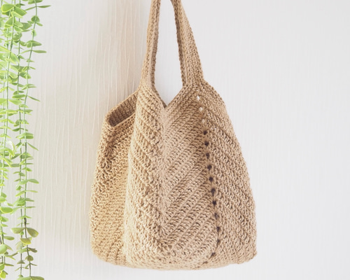 ♥️手編み♥️麻紐バッグ♥️春夏バッグ♥️カゴバッグ♥️ 再販33＊ 手編み 麻紐バッグ 麻バッグ リネンバッグ 麻紐 麻ひも