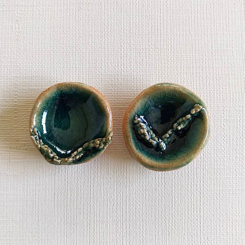 陶の箸置き【緑翠(りょくすい)の世界】 箸・箸置き 陶芸幸房 ふたつの