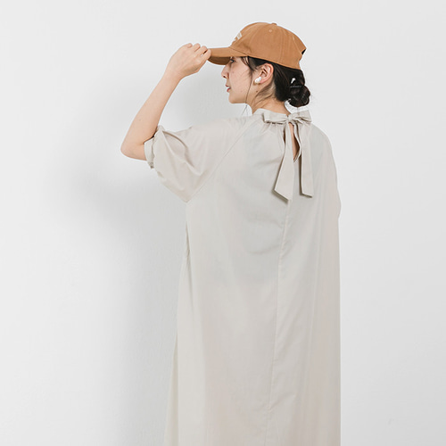 ちび襟後ろリボンギャザーワンピース長袖 sosotto - ＜BEST OF MORRIS＞チビ襟切替ギャザーワンピース