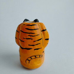 たかいたかい一輪挿し　ペン立て　歯ブラシ置き　トラ　アート　絵本　うちゅういちのたかいたかい 2枚目の画像