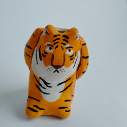 たかいたかい一輪挿し　ペン立て　歯ブラシ置き　トラ　アート　絵本　うちゅういちのたかいたかい 5枚目の画像