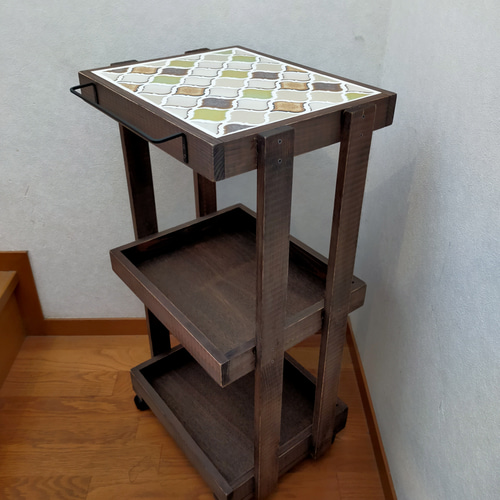 ランタンタイルのキッチンワゴン【handmade】「木の実」 棚・シェルフ