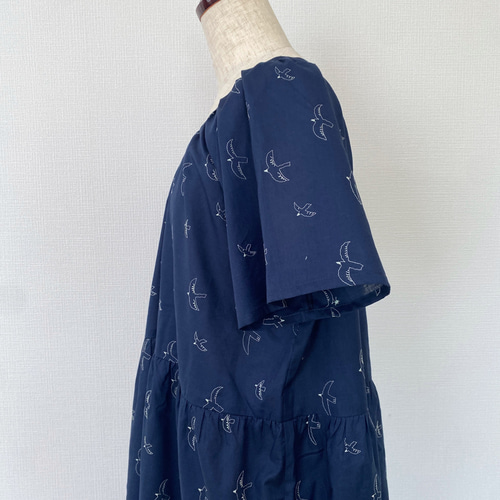 送料無料◎刺繍の小鳥柄＊ゆったり半袖ロングワンピース＊国産コットン  