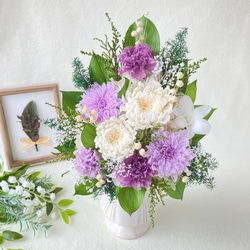 プリザーブドフラワー 輪菊のお供えアレンジ ホワイト＆ライラック