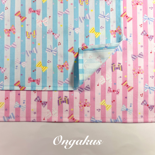 30×40 音符とリボンとストライプのランチョンマット（ブルー / ピンク