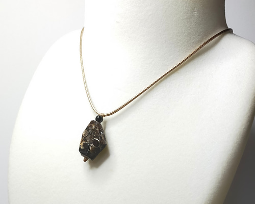 天然石 ジルコニウムネックレス ゴールド×ブラック MOONONYX 天然石コードネックレス フォシルクリノイド＆ブラックオニキス