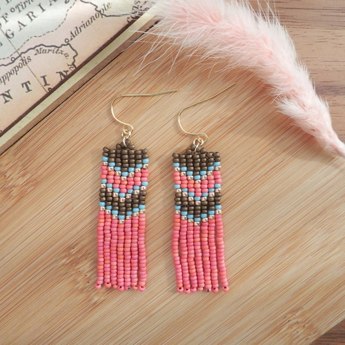 新作⭐赤青フリンジカラフルピアスイヤリング夏タッセルネイティブ