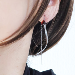 ガーネット ニュアンス リボン アメリカン ピアス ステンレス アレルギー対応 シルバー 4枚目の画像