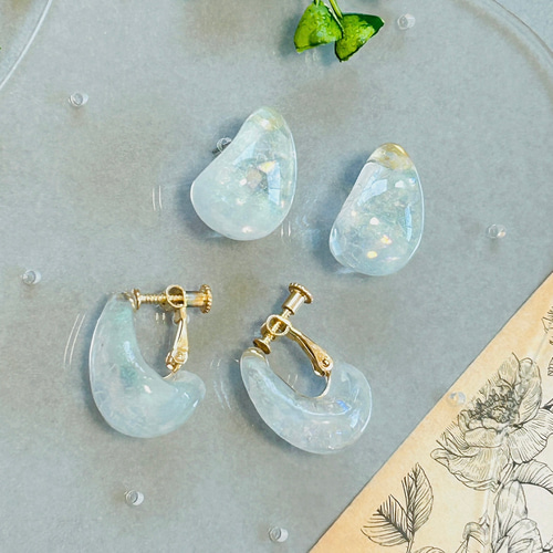 J型ドロップピアス・イヤリング【プリズム】 ピアス（スタッド・一粒  