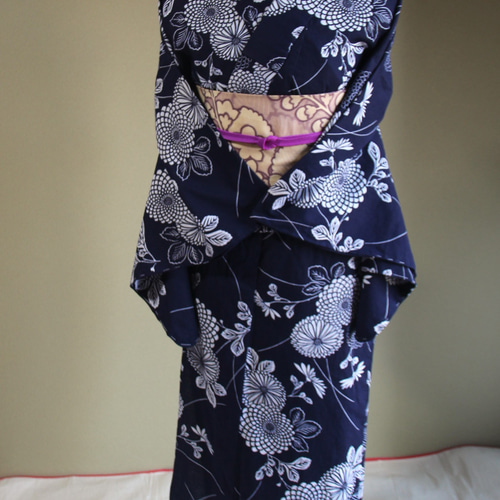 手染め藍染 型染浴衣 濃紺 古典的な万寿菊が大人びた少女の