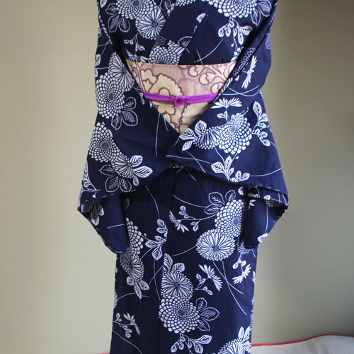 手染め藍染 型染浴衣 濃紺 古典的な万寿菊が大人びた少女の