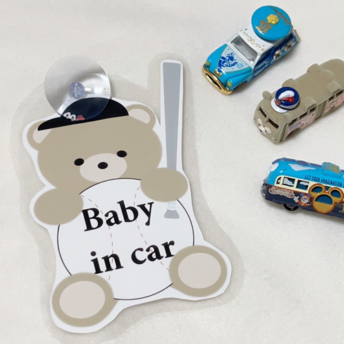 baby in car/ステッカー吸盤タイプ*ベースボールクマさん／ベビー 